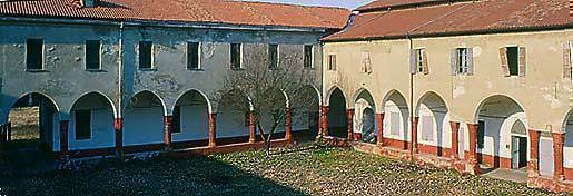 02-chiostro